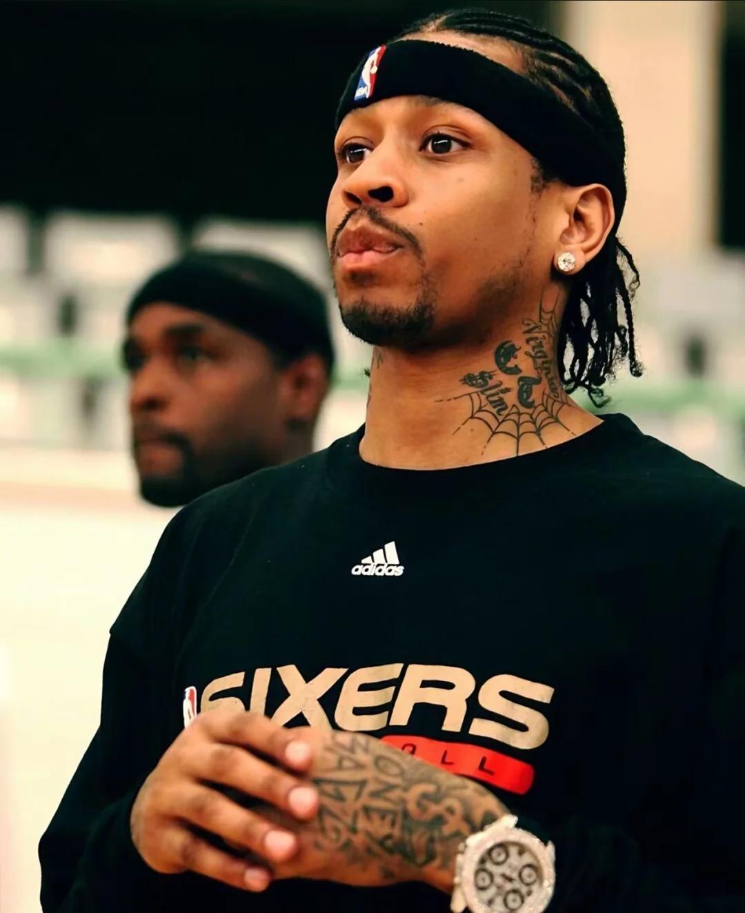 西媒：皇马已开始物色新帅，齐达内和克洛普在列（西媒称皇马已着手寻找新主帅，齐达内与克洛普在候选之列）