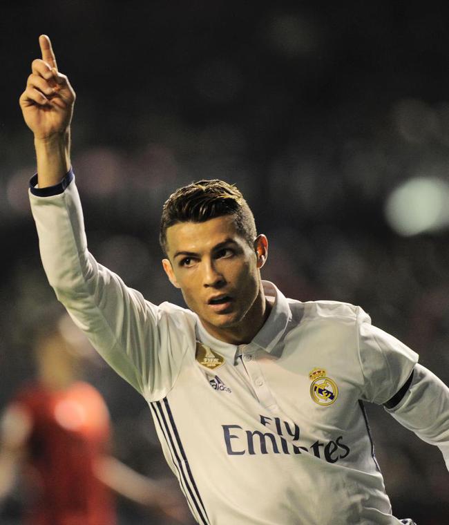 齐沃：感谢大家的称赞，但上场的是球员，功劳属于他们（齐沃：感谢肯定，胜利归功于球员）