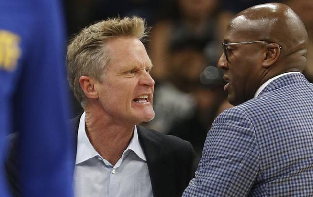 世界足球又一巨星宣布退役（又一位世界足坛巨星正式告别赛场）