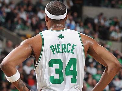 森保一：早上我会双手合十心怀感恩，有时我不换衣服保持好运（森保一：清晨合十心存感激，偶尔不换衣服延续好运）