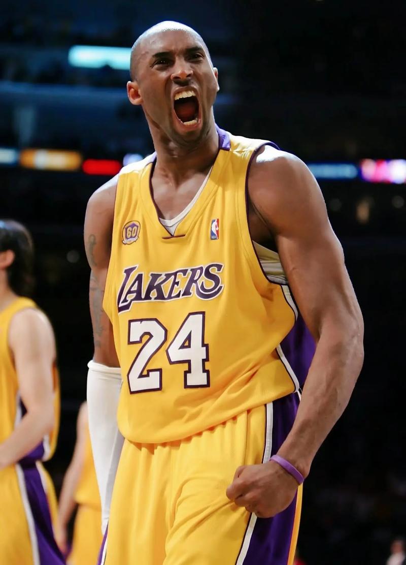 英媒：若英格兰小组第二出线行程更佳，但图赫尔表示要争第一（英媒称英格兰若以小组第二出线晋级路更优，图赫尔：目标仍是头名）