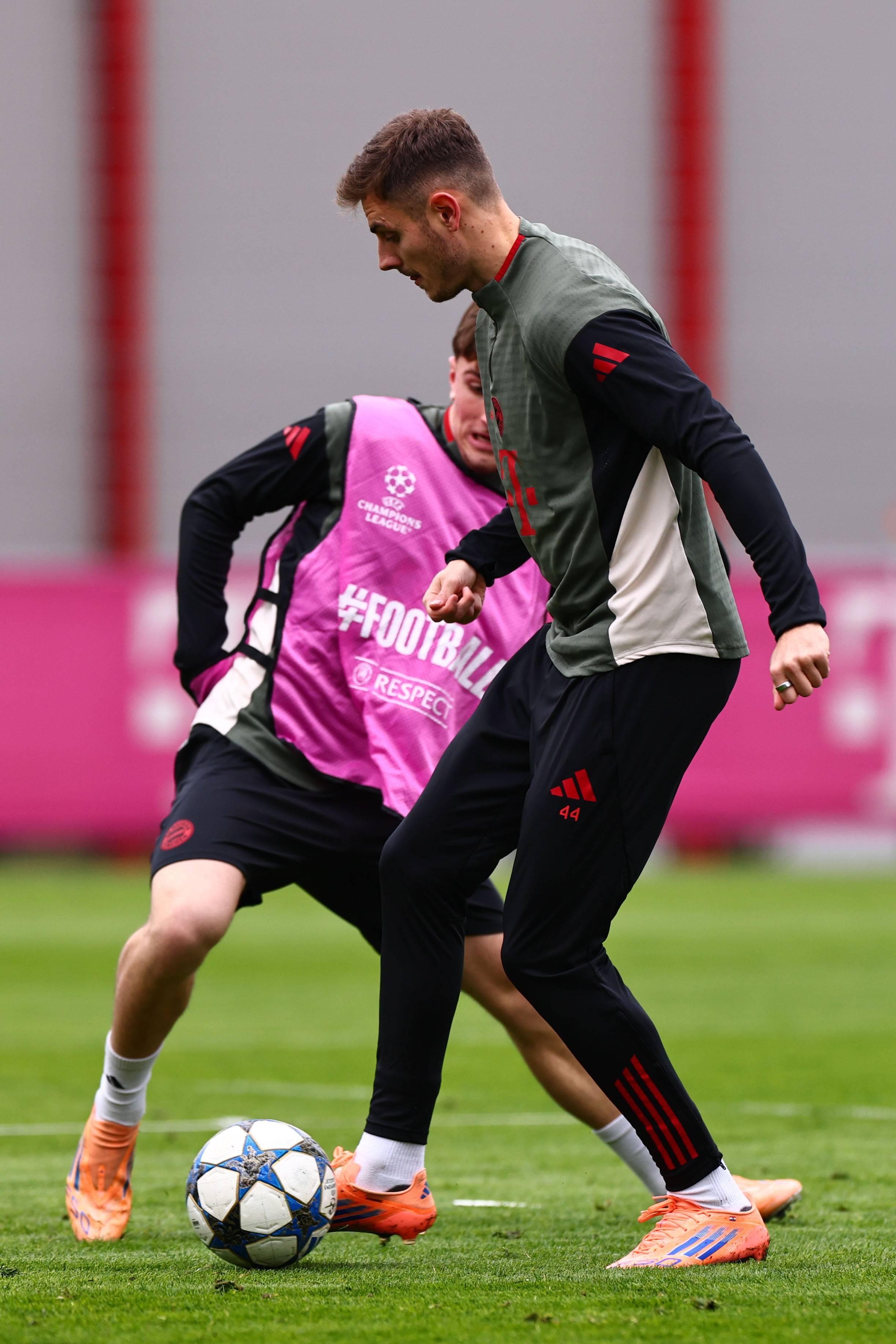 罗马旧将米兰特：加斯佩里尼就像我第二个父亲，我永远感激他（前罗马门将米兰特：加斯佩里尼如同我的第二位父亲，我将永远心存感激）