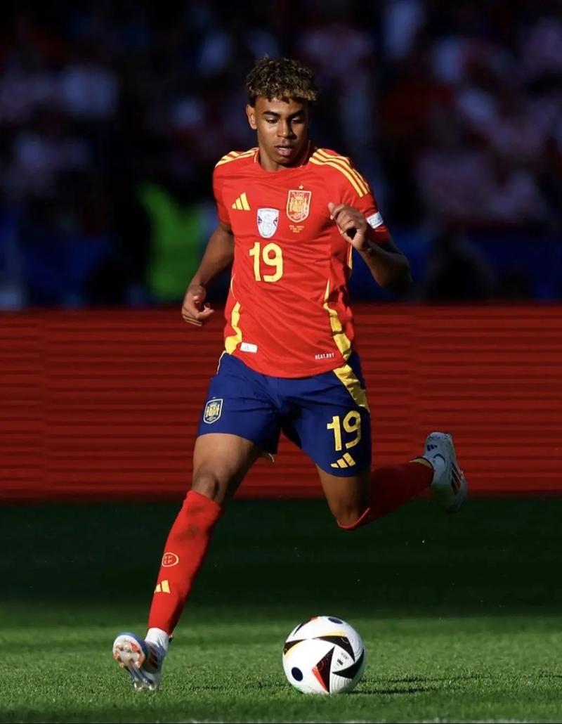 提前晋级女足亚冠8强，常卫魏：感谢老队员们的咬牙坚持（女足亚冠提前锁定八强，常卫魏致谢老将的坚守）