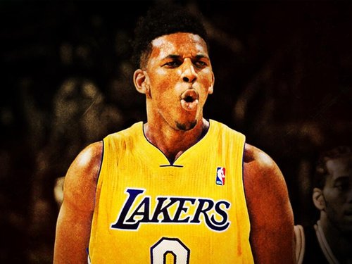 尹鸿博：明天是我生涯最后一场中超，因伤不得不做出退役选择（尹鸿博因伤宣布退役：明日迎来中超生涯最后一战）