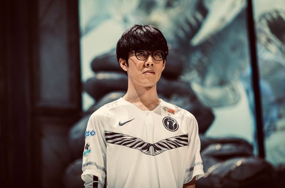 与时俱进的 与时俱进的